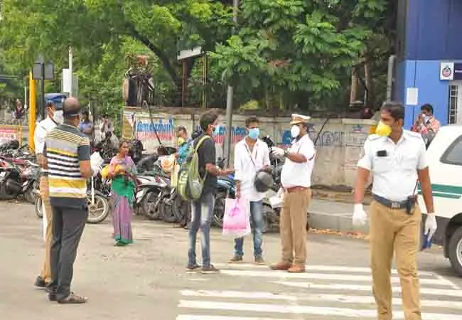 tamilnadu lockdown peoples police 
